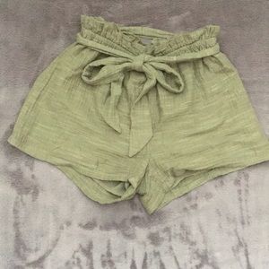 high waisted olive green paper bag shorts